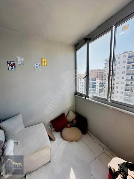 Şükrü Paşada Acil Satılık 1+1 4 Yılık İskanlı Kiracılı Lüx Daire — fotoğraf 3