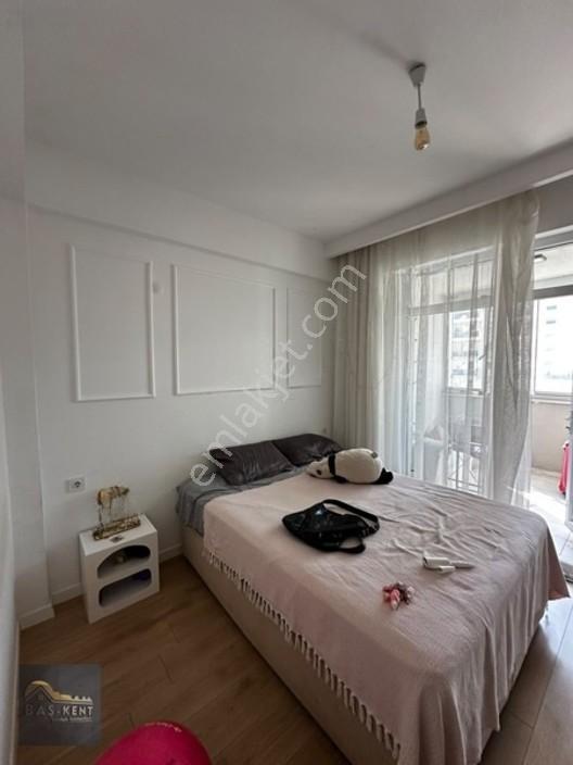 Şükrü Paşada Acil Satılık 1+1 4 Yılık İskanlı Kiracılı Lüx Daire — fotoğraf 14