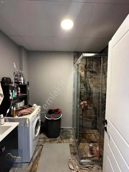 Şükrü Paşada Acil Satılık 1+1 4 Yılık İskanlı Kiracılı Lüx Daire — fotoğraf 21