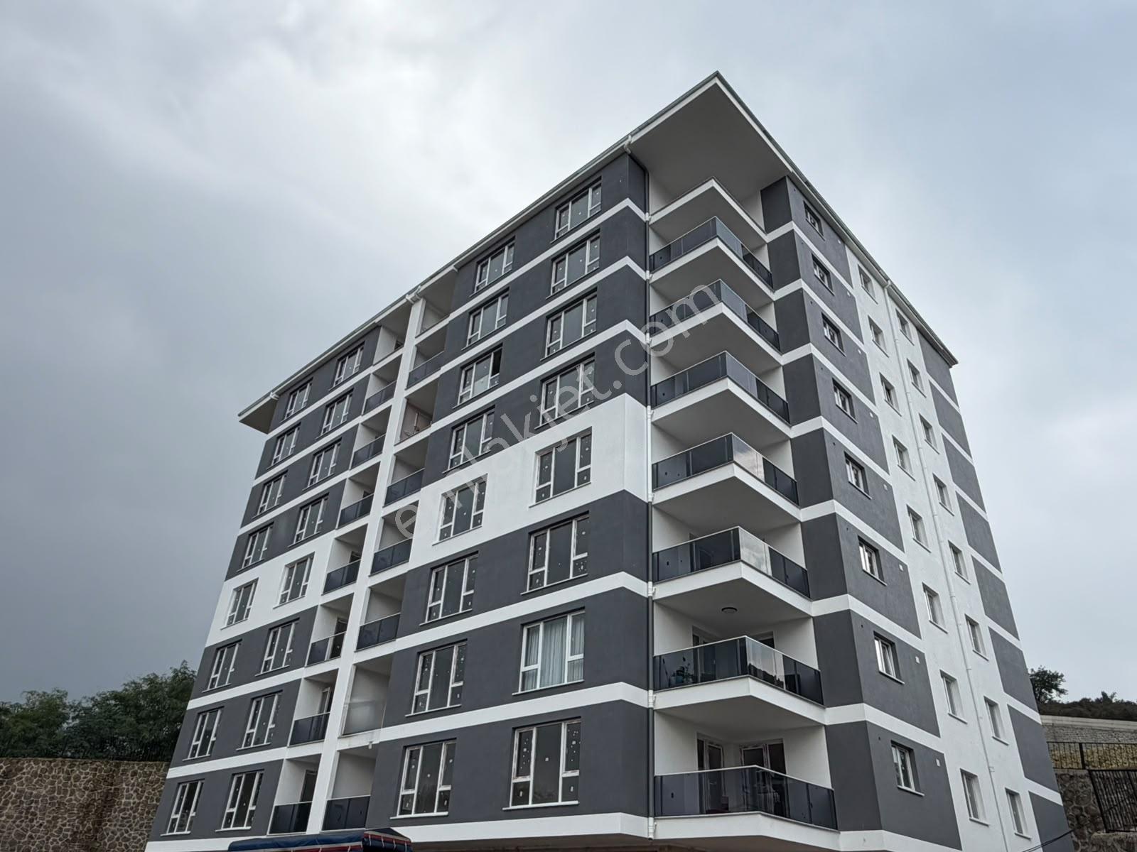 Delta Premium Gayrimenkul'Den Deniz Manzaralı Satılık 3+1 Daire