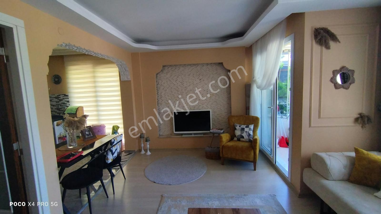 Foça Tam Merkez De Satılık Daire — fotoğraf 3