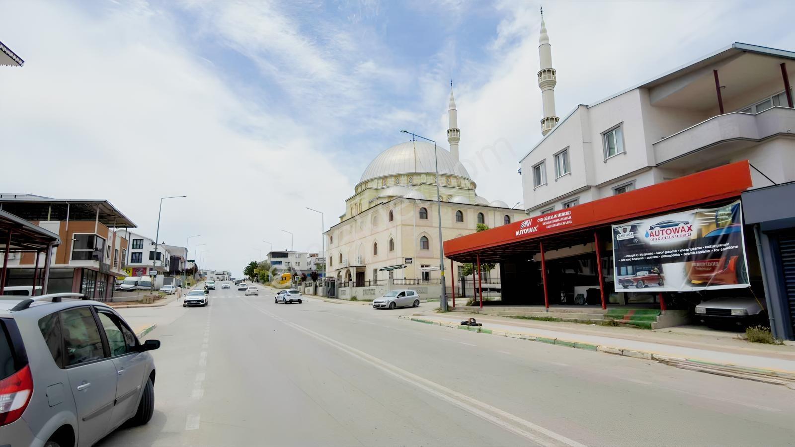 Akram'dan Güneştepe Cadde Üzeri Köşe Bina — fotoğraf 6