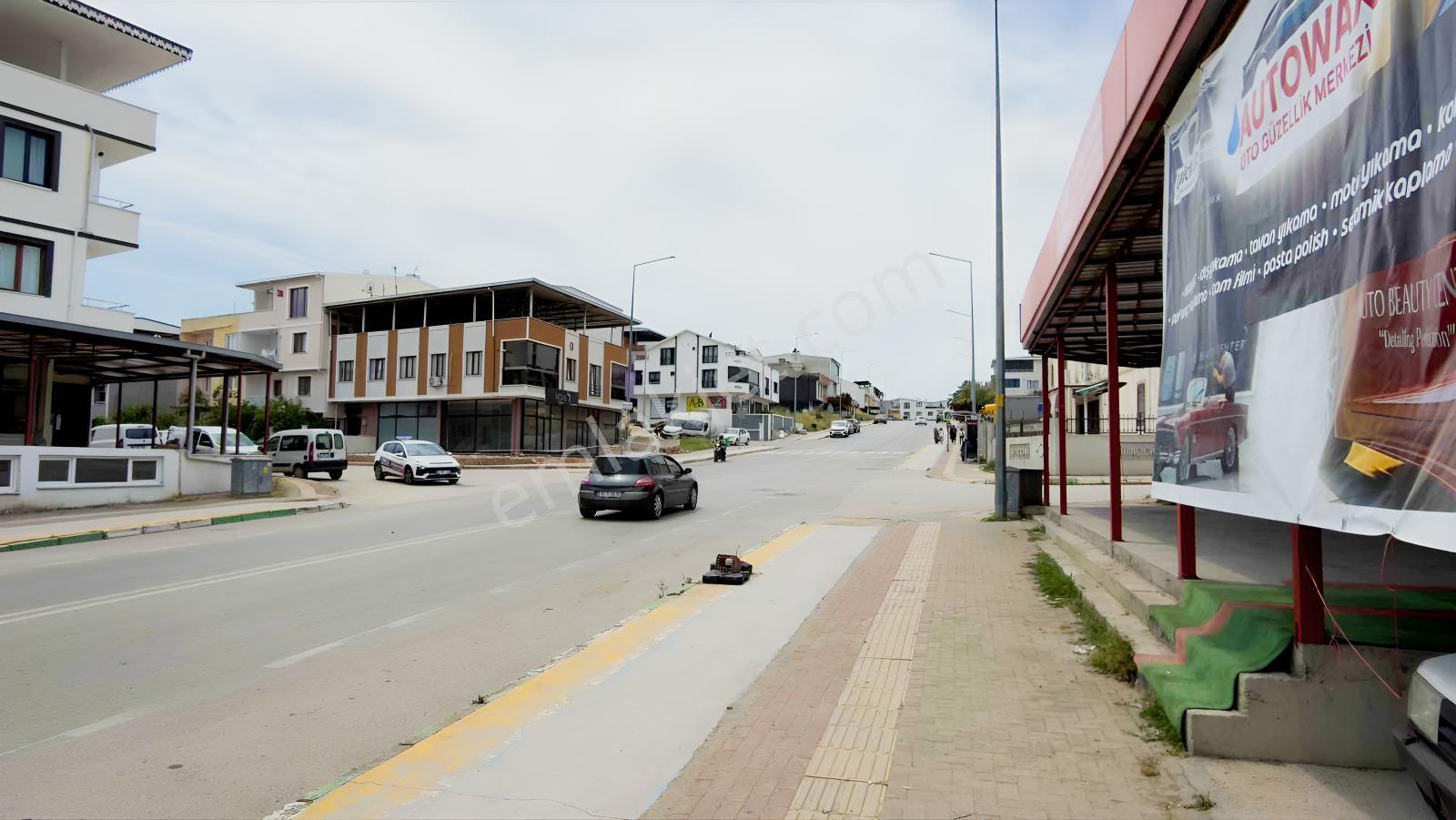 Akram'dan Güneştepe Cadde Üzeri Köşe Bina — fotoğraf 7