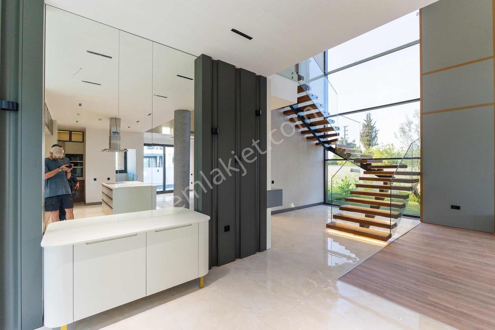 Müstakil Yaşamın En Prestijli Hali | 5+1 Ultra Lüks Villa — fotoğraf 10