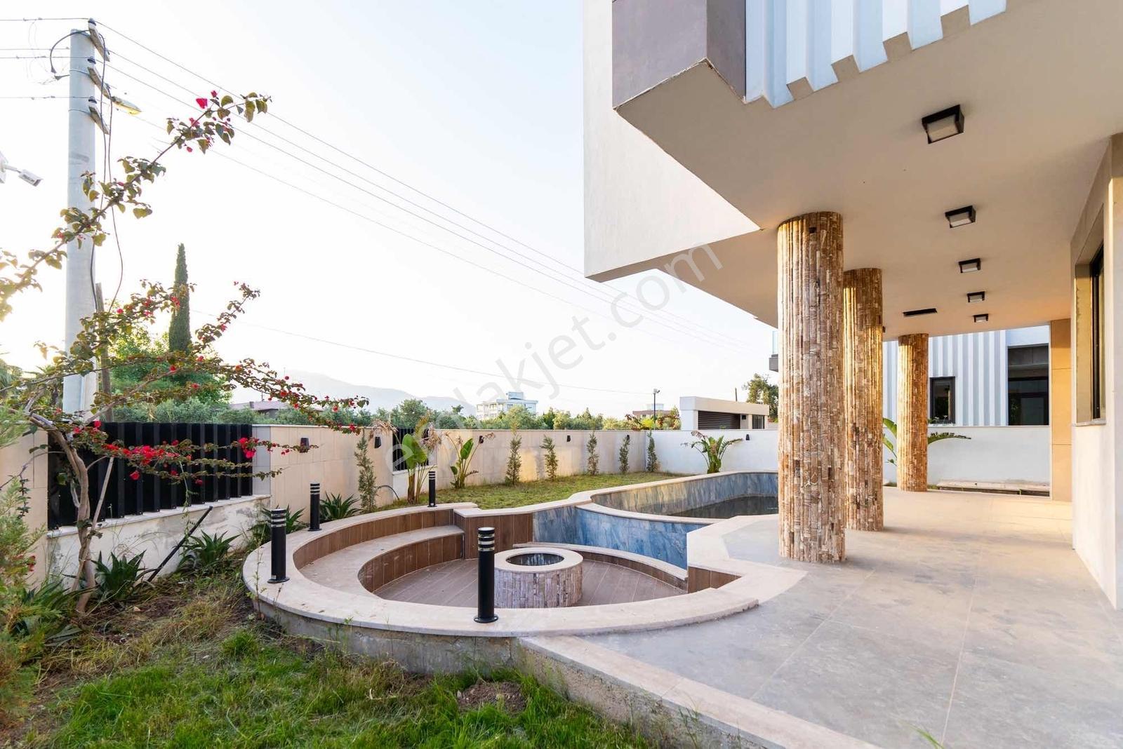 Müstakil Yaşamın En Prestijli Hali | 5+1 Ultra Lüks Villa — fotoğraf 12