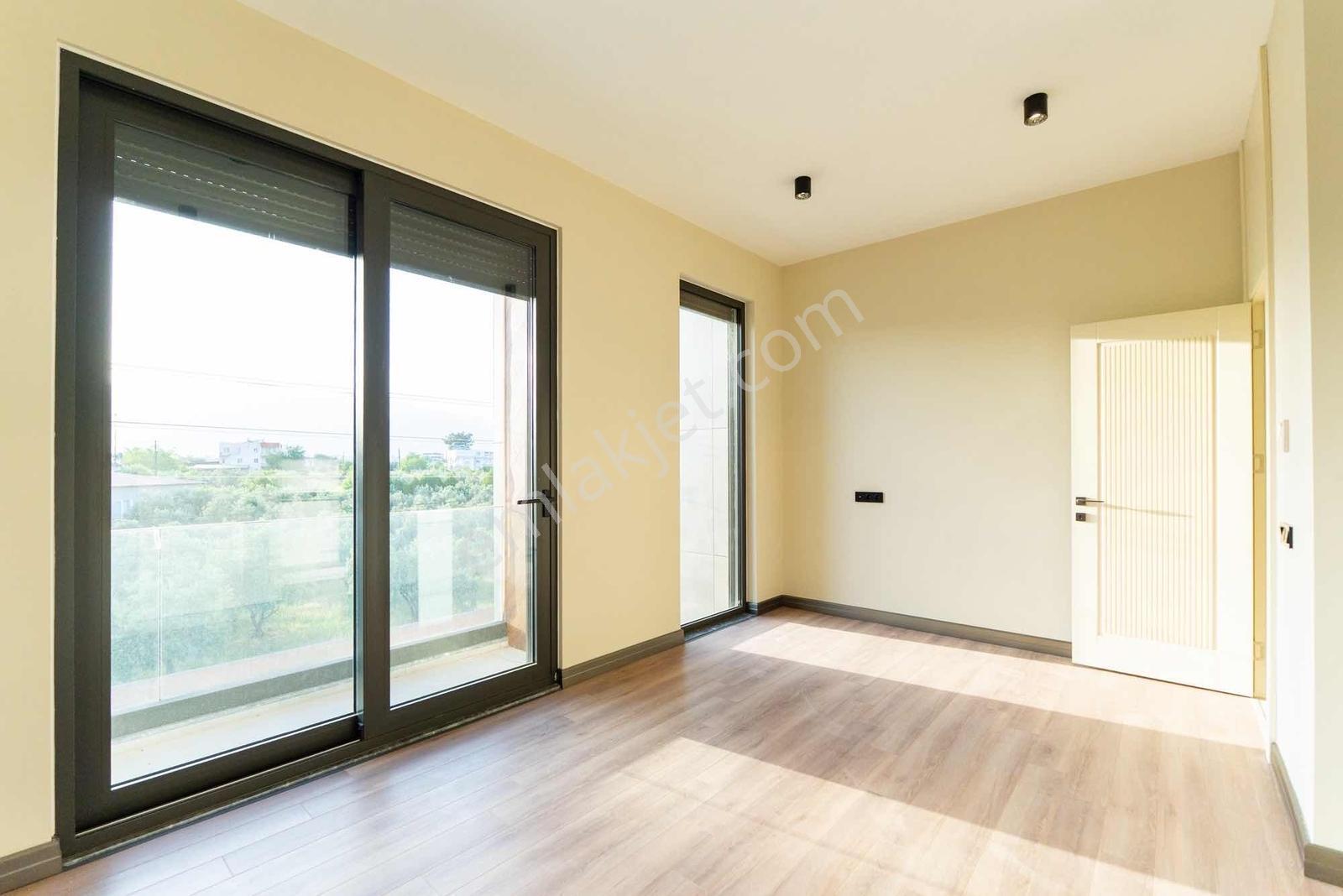 Müstakil Yaşamın En Prestijli Hali | 5+1 Ultra Lüks Villa — fotoğraf 13