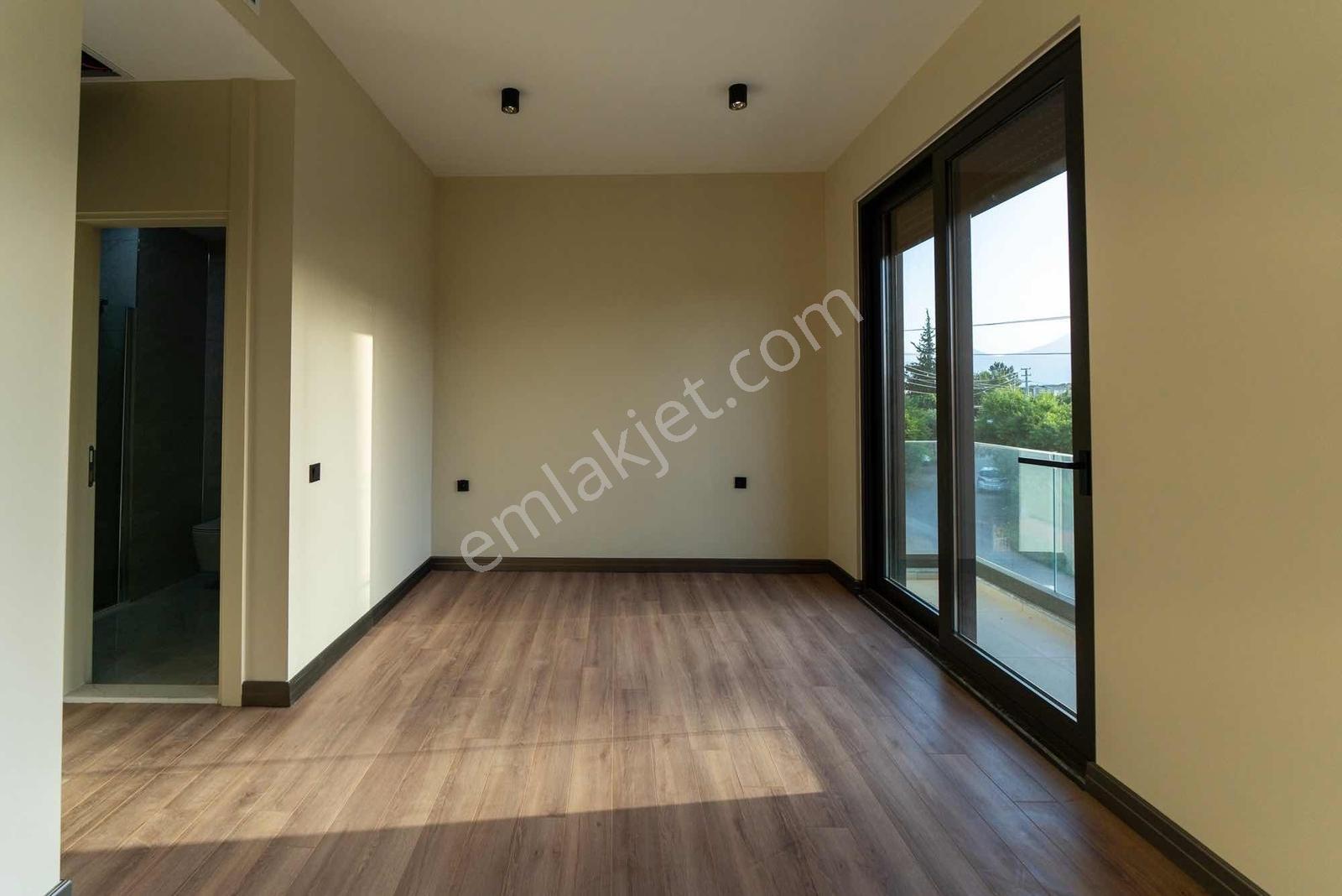 Müstakil Yaşamın En Prestijli Hali | 5+1 Ultra Lüks Villa — fotoğraf 16