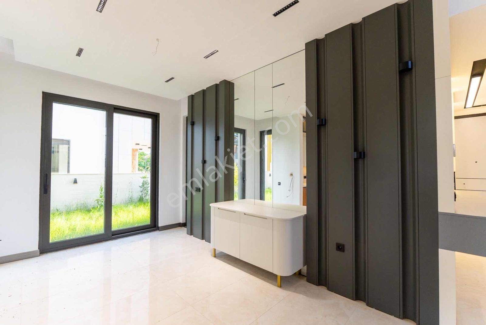 Müstakil Yaşamın En Prestijli Hali | 5+1 Ultra Lüks Villa — fotoğraf 34