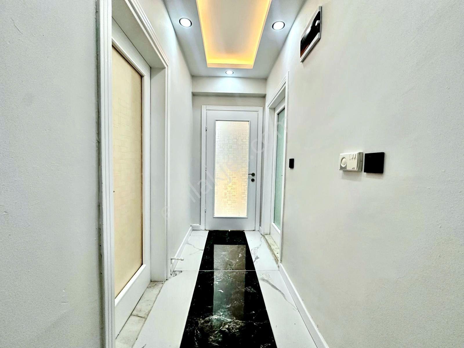 ⫸best Emlaktan⫷akçay'da Şok Fırsat! Lüks Tasarımıyla İçi Komple Yenilenmiş 1+1 Geniş Daire — fotoğraf 17
