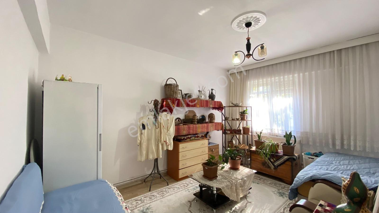 Vip Gayrimenkul'den Çarşı Merkezinde 2. Kat 2+1 Daire — fotoğraf 8