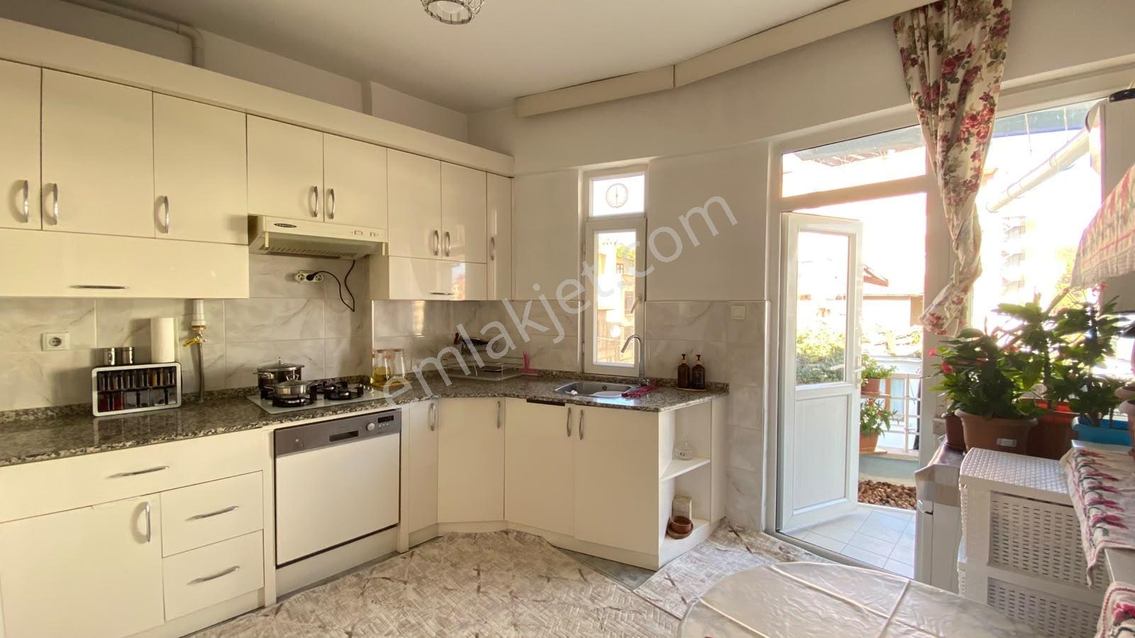 Vip Gayrimenkul'den Çarşı Merkezinde 2. Kat 2+1 Daire — fotoğraf 13