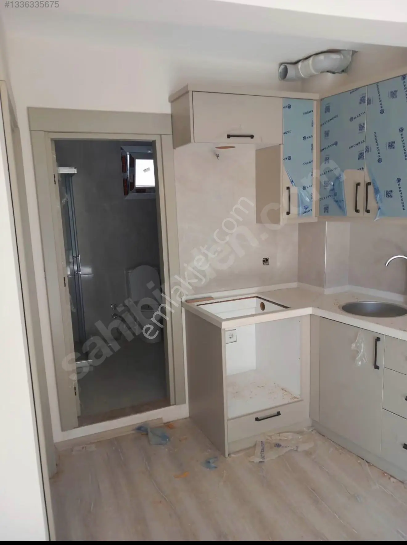 Kuşadası Güzelçamlı’da Çarşı Merkezinde, Asansörlü Sıfır 1+1 Satılık Daire! — fotoğraf 3