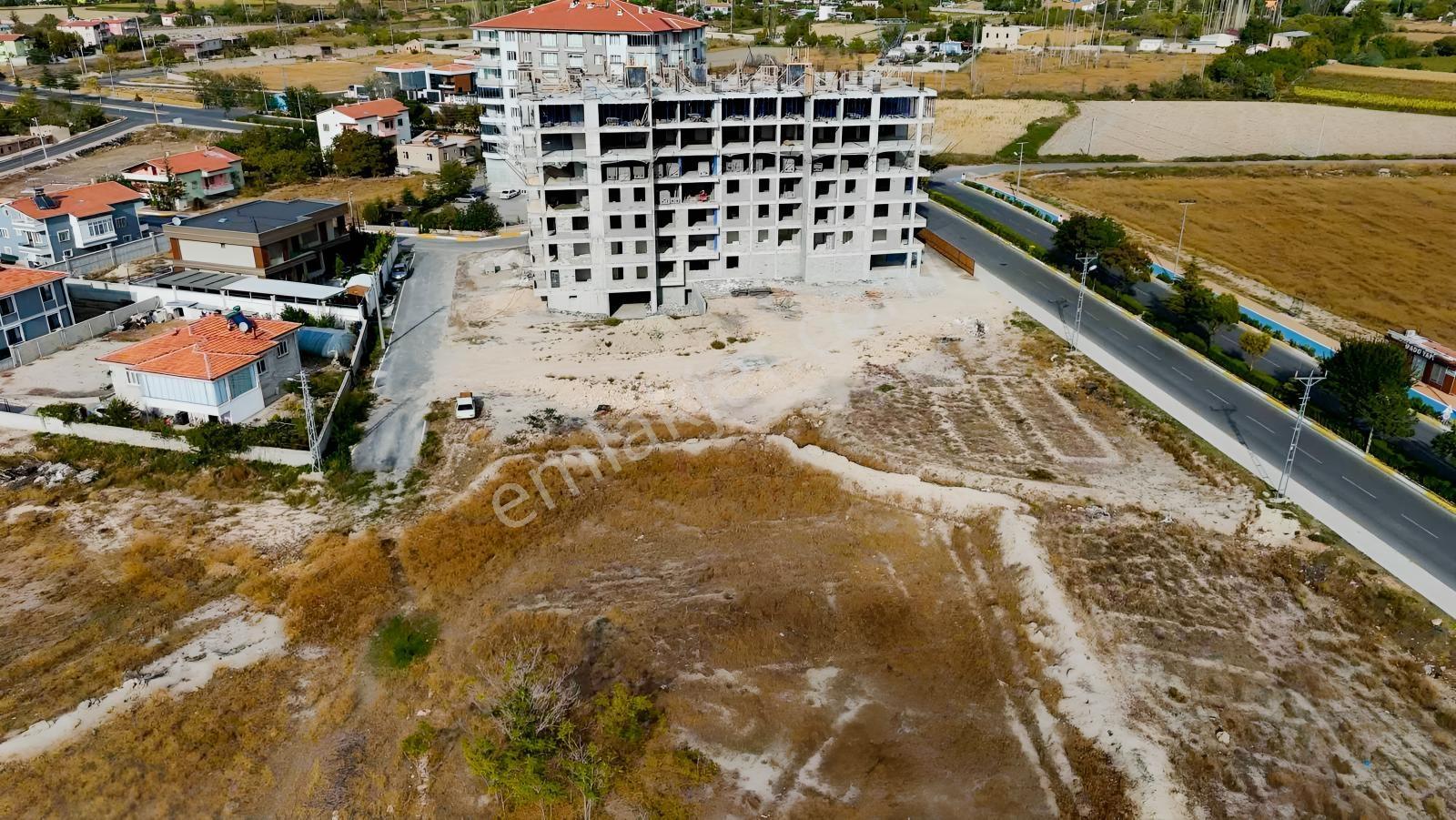 Emin Emlak Bor Fatih Mahallesi 8 Kat İmarlı 469 M2 Arsa — fotoğraf 3