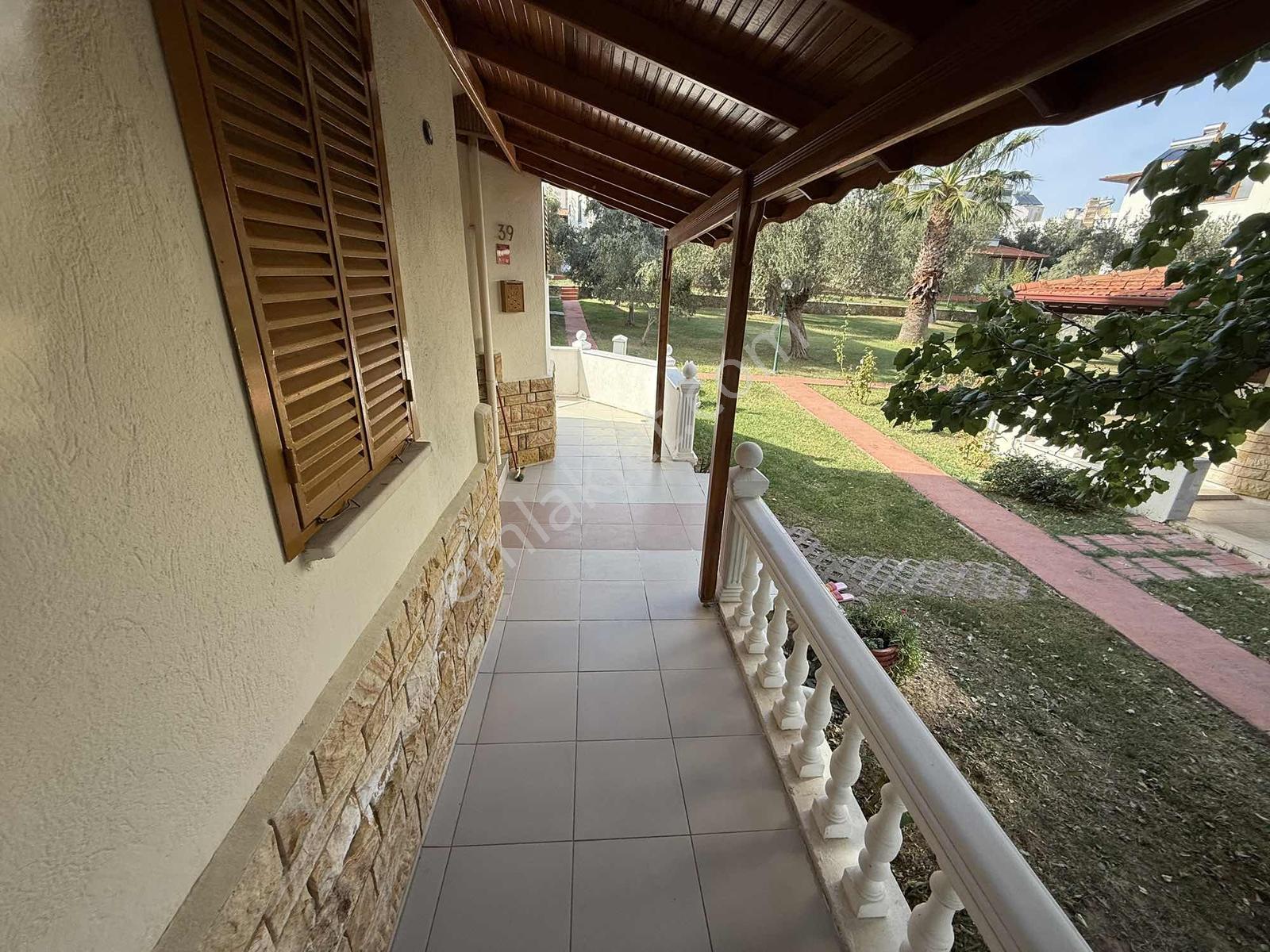Kurallar Gayrimenkulden Denize Yürüyüş Mesafesinde Villa — fotoğraf 2