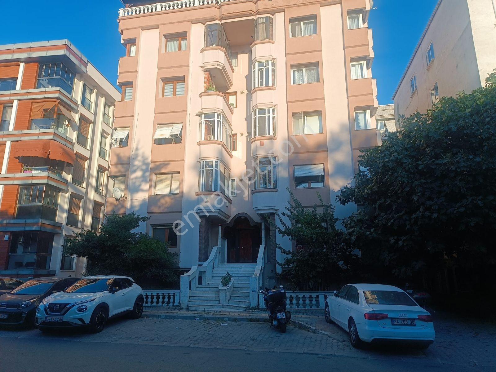 Bakırköy Zuhuratbaba Da 3+1 130M2 Bürüt Kullanım Alanlı Daire