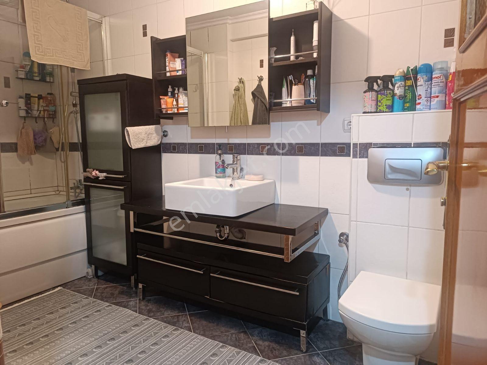 Bakırköy Zuhuratbaba Da 3+1 130m2 Bürüt Kullanım Alanlı Daire — fotoğraf 6