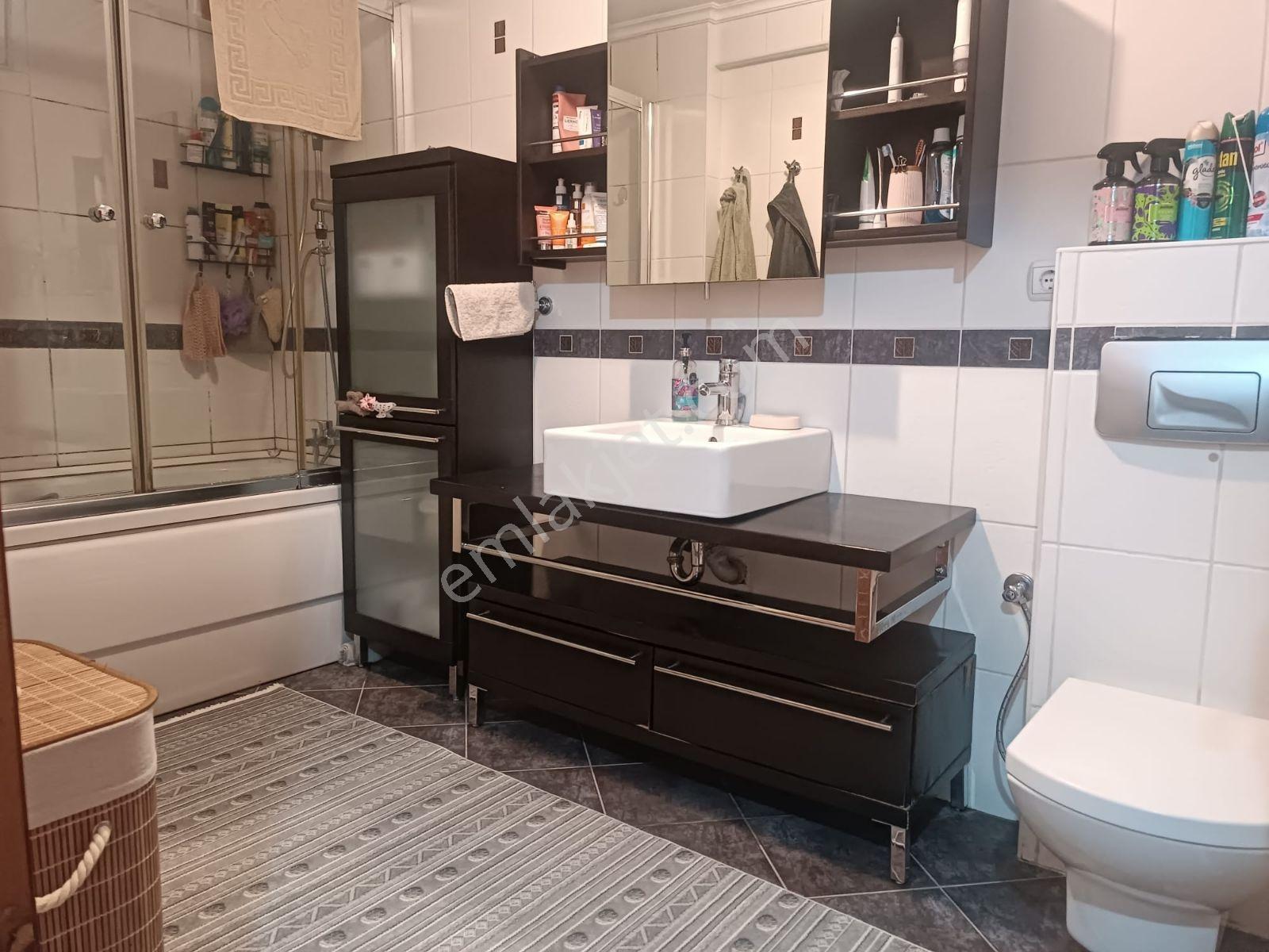Bakırköy Zuhuratbaba Da 3+1 130m2 Bürüt Kullanım Alanlı Daire — fotoğraf 23