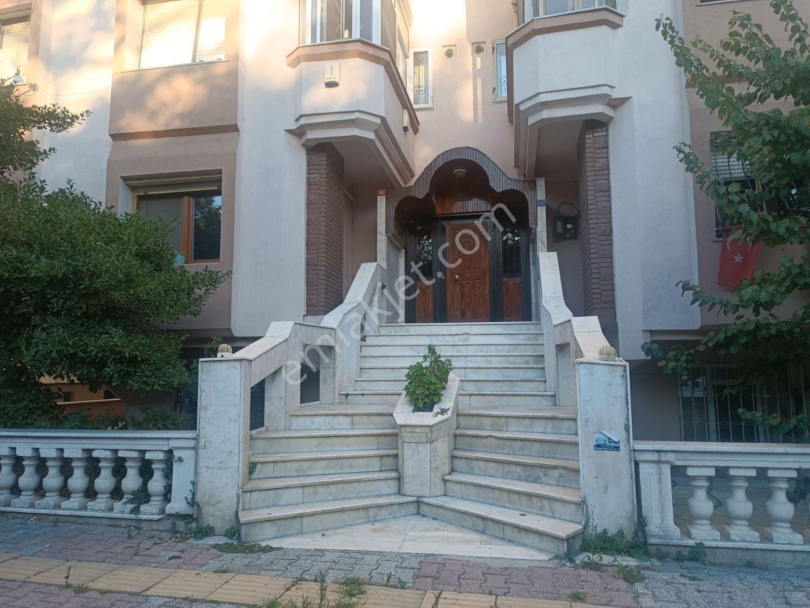 Bakırköy Zuhuratbaba Da 3+1 130m2 Bürüt Kullanım Alanlı Daire — fotoğraf 25