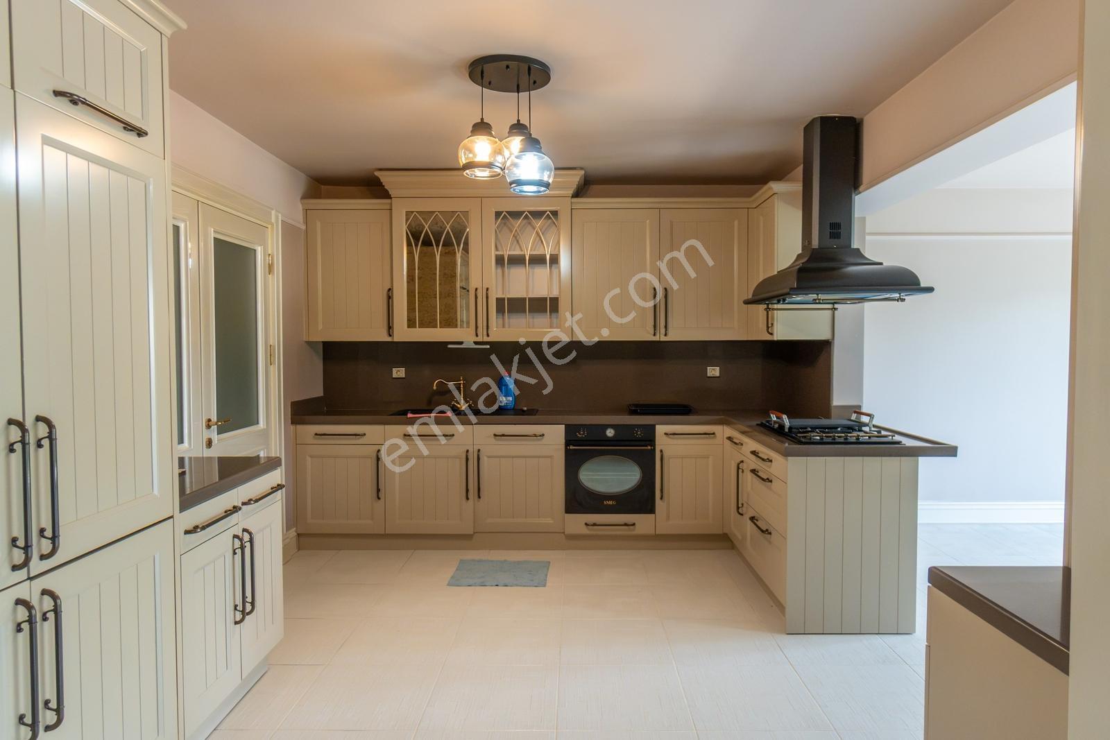 Remax Advantage'den 19 Mayıs Mh Asansörlü Ve Prestijli Villa — fotoğraf 35