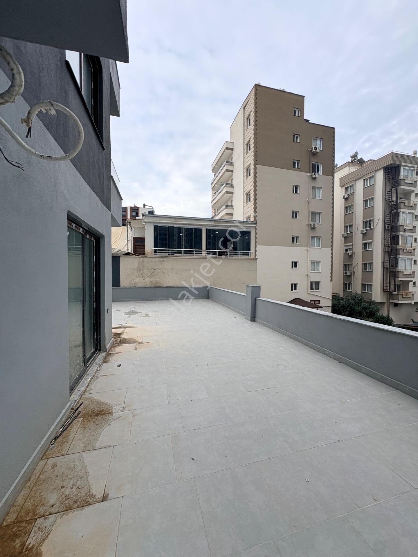 Eşsiz Manzarası Ve Geniş Terasıyla Satılık 1+1 Daire 4.750.000 Tl — fotoğraf 13