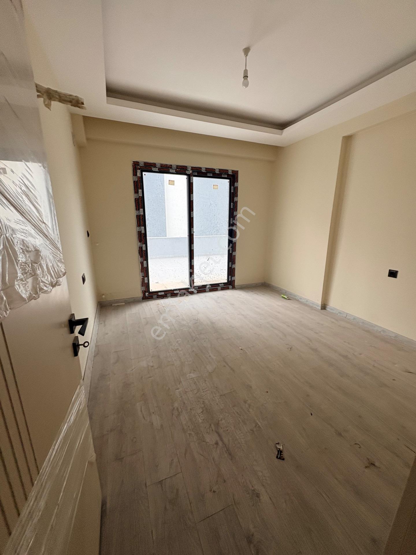Eşsiz Manzarası Ve Geniş Terasıyla Satılık 1+1 Daire 4.750.000 Tl — fotoğraf 15