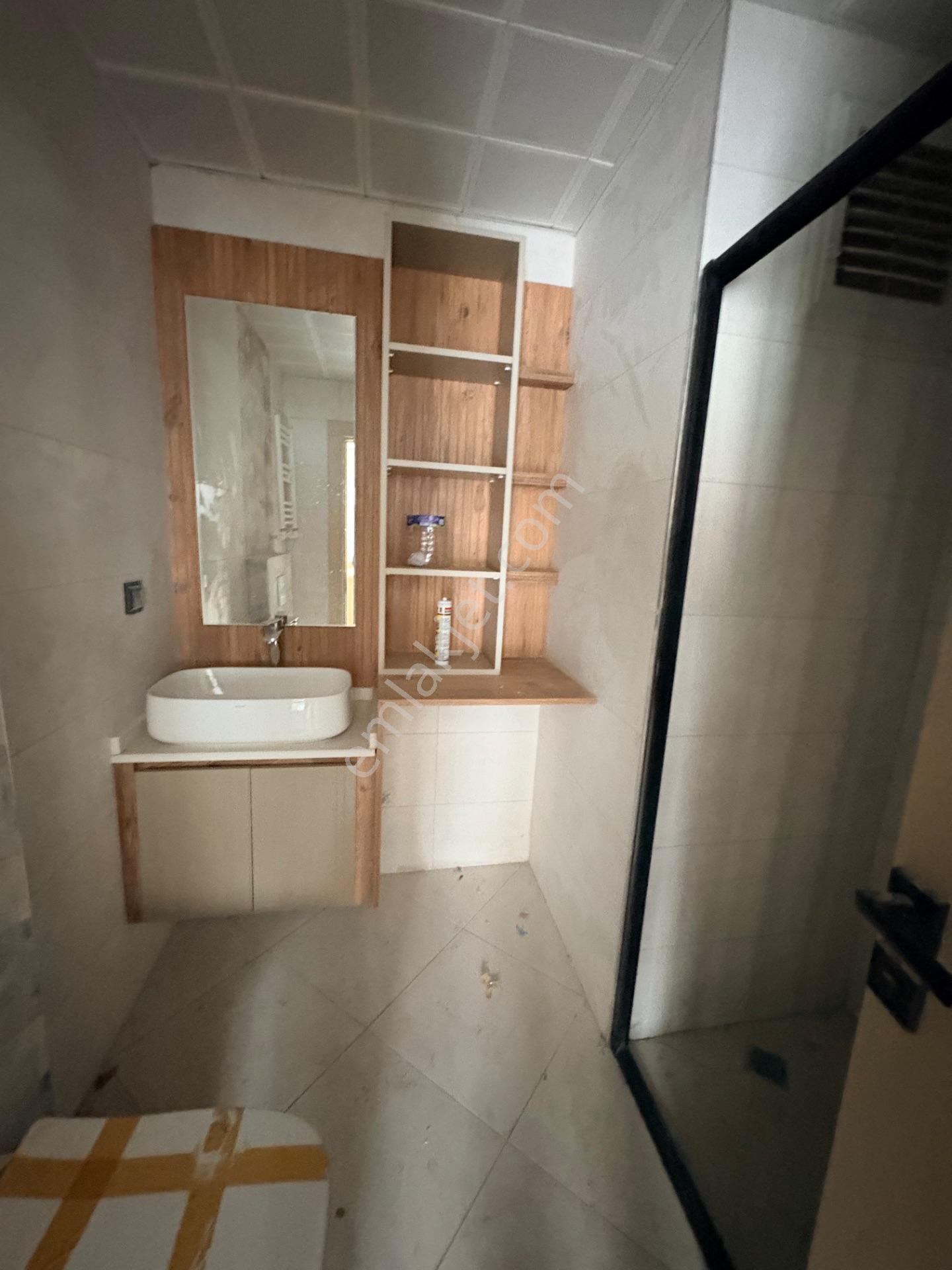Eşsiz Manzarası Ve Geniş Terasıyla Satılık 1+1 Daire 4.750.000 Tl — fotoğraf 16