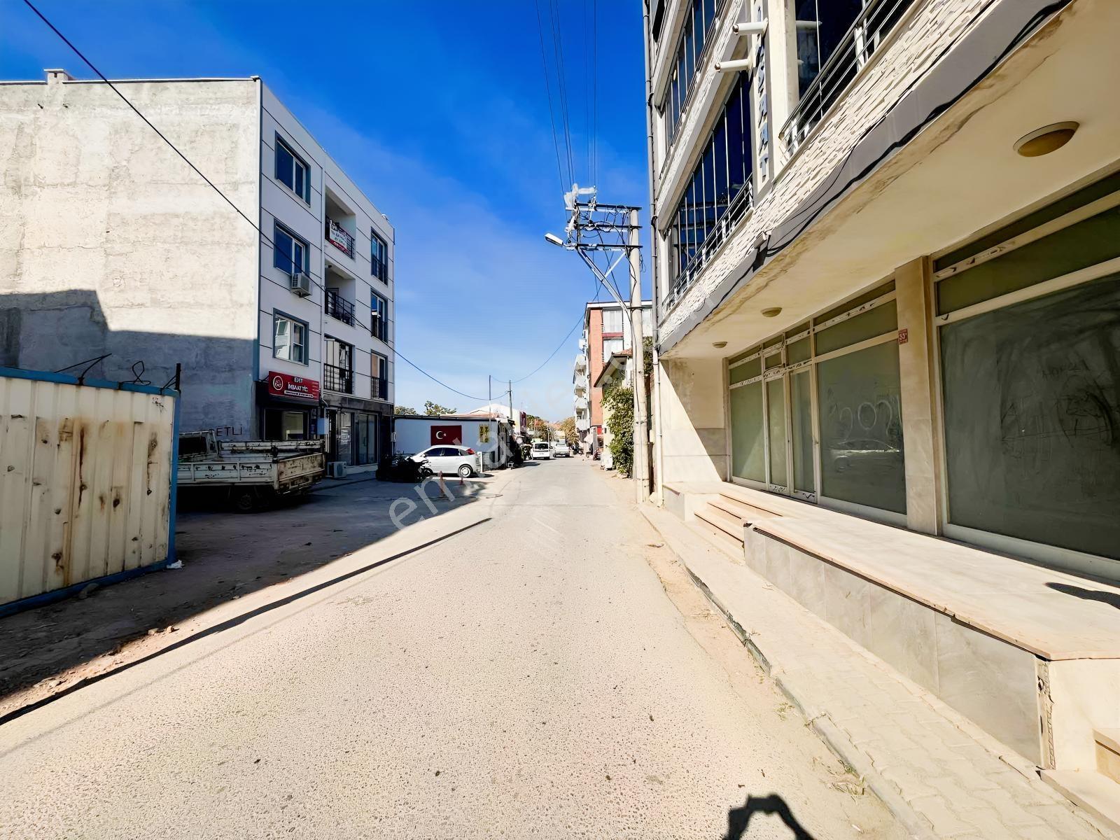 Gömeç'te Merkezi Konumda Asansörlü Doğalgazlı Satılık 3+1 Daire — fotoğraf 3