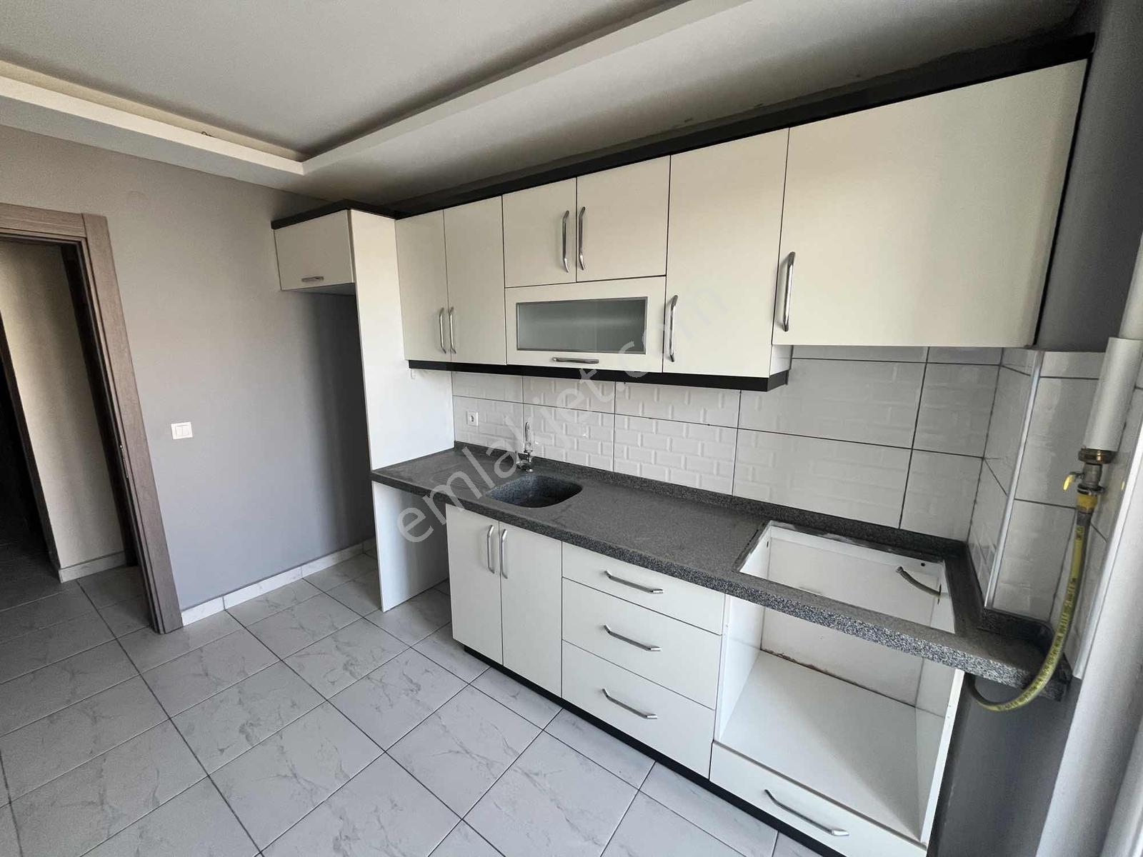 Gömeç'te Merkezi Konumda Asansörlü Doğalgazlı Satılık 3+1 Daire — fotoğraf 6