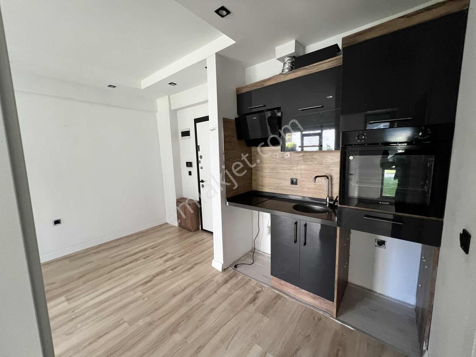 Redstone'dan Uysal Boulevard'da Satılık 1+1 Daire — fotoğraf 15