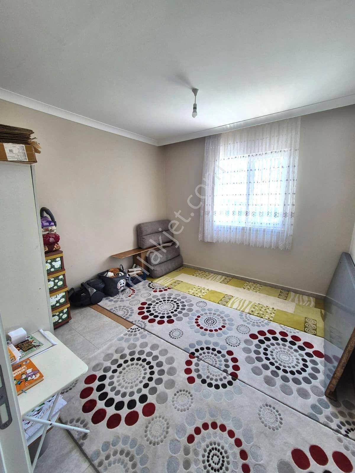 Aydıncık'ta 800m2 Arsa İçin'de 2+1 Evli Elektirik Su Aktif Bahçe — fotoğraf 7