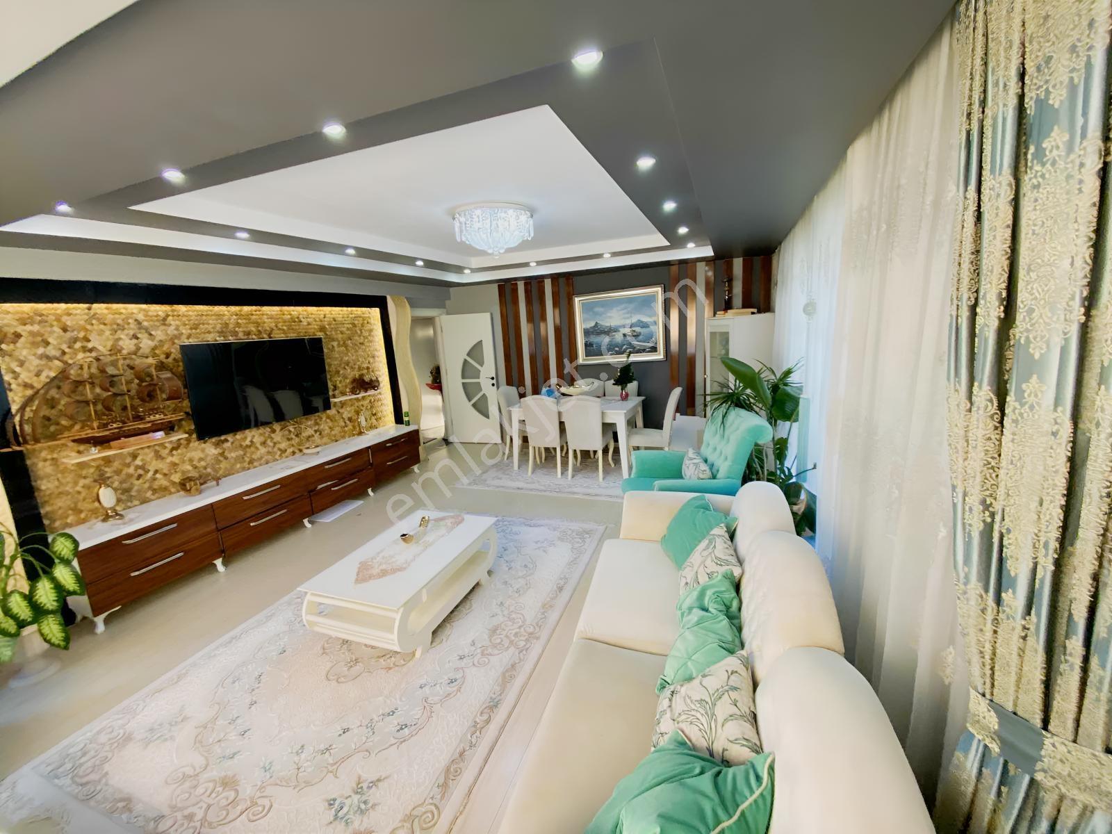 Yalova Adnan Menderes Mah. Satılık 3+1 Net 160 M2 Depolu Daire — fotoğraf 3