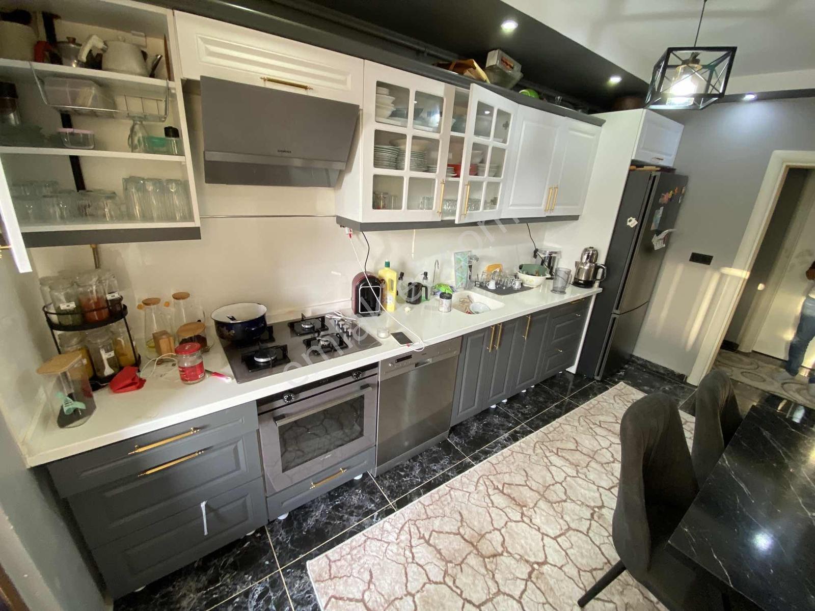 Yalova Adnan Menderes Mah. Satılık 3+1 Net 160 M2 Depolu Daire — fotoğraf 5