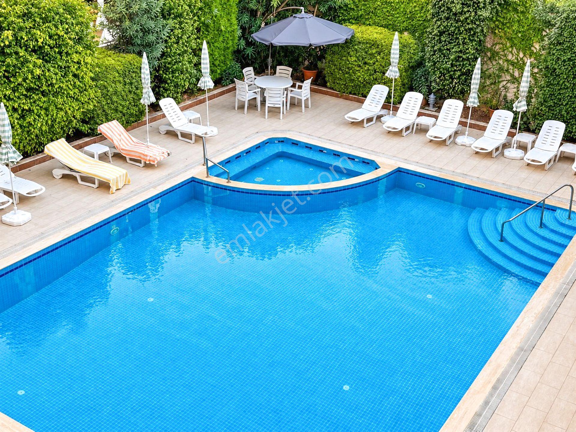 Alanya Kızlarpınarı'nda Kleopatra Plajı'na 700 M Eşyalı 1+1 Satılık Daire — fotoğraf 13
