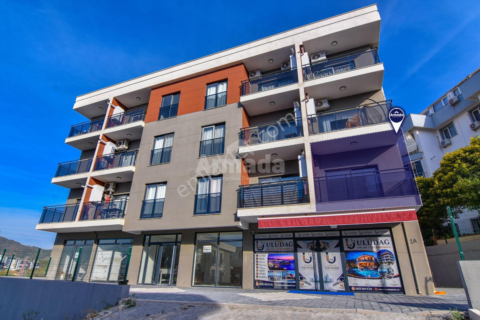 Kuşadası Değirmenderede Nesa İn Life Sitesinde Sıfır 1+1 Daire