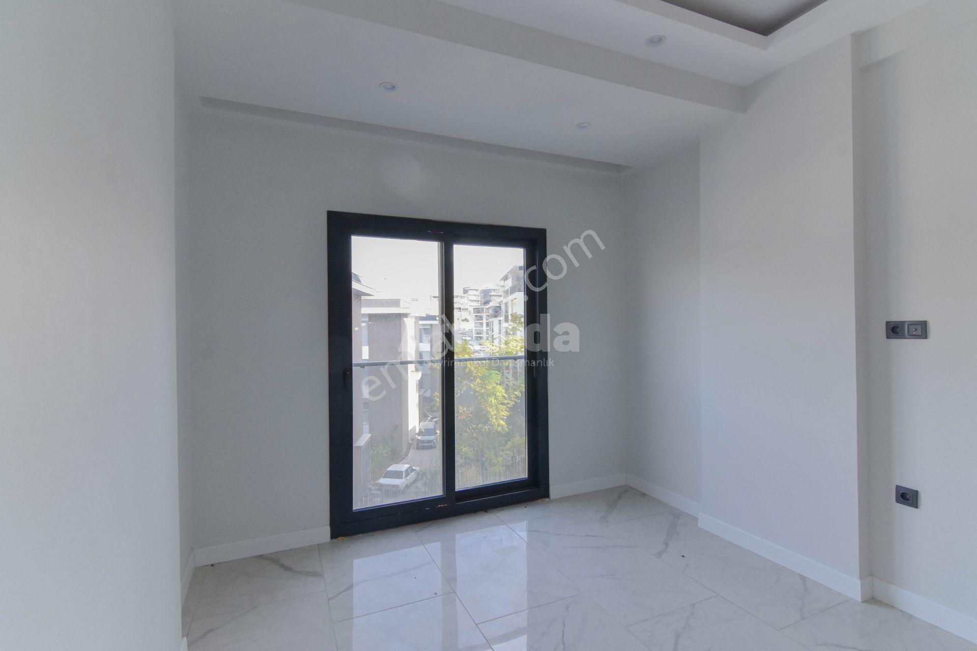 Kuşadası Değirmenderede Nesa İn Life Sitesinde Sıfır 1+1 Daire — fotoğraf 9