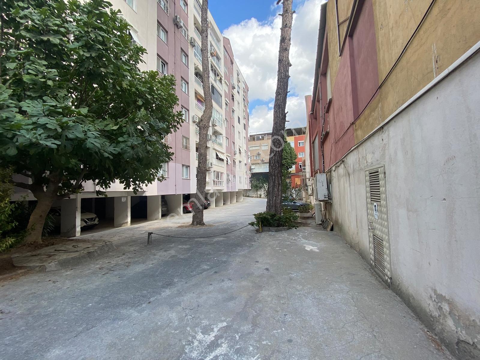 Emek Sitesinde Arakat Asansörlü Otoparklı Kapıcılı Kilerli Daire — fotoğraf 5