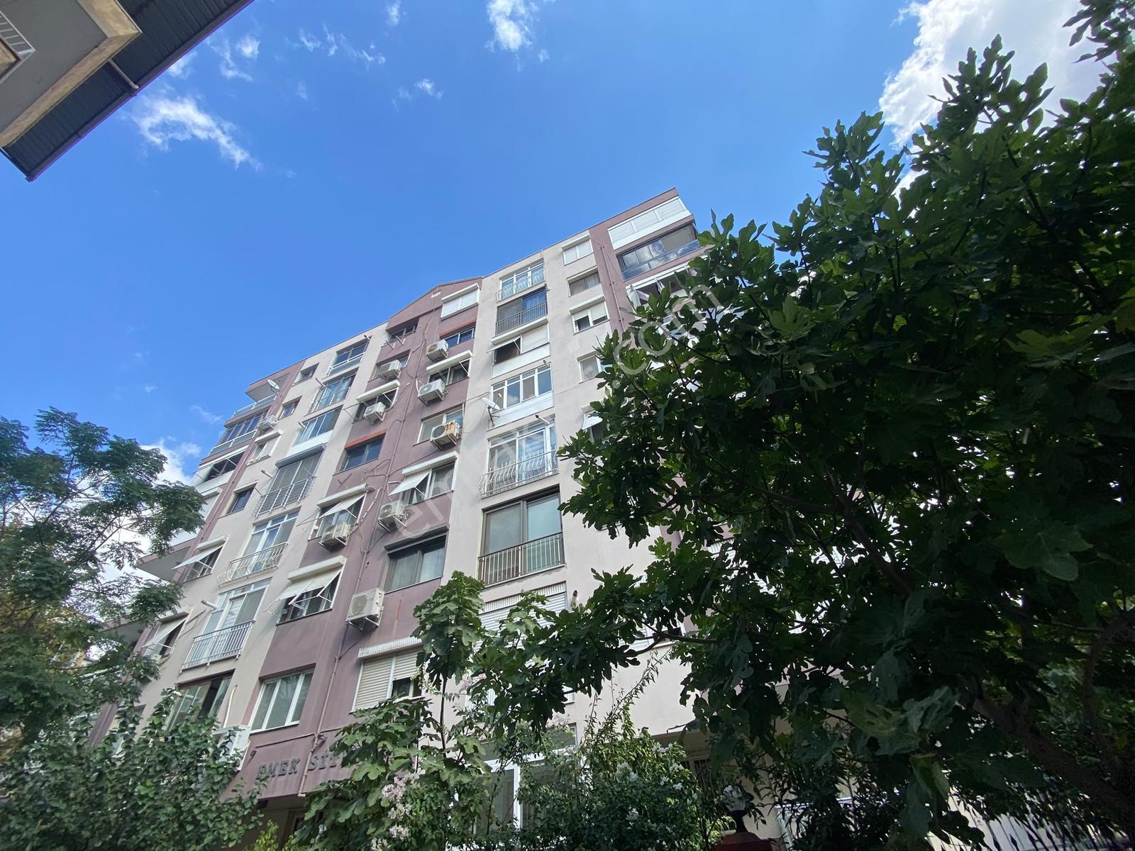 Emek Sitesinde Arakat Asansörlü Otoparklı Kapıcılı Kilerli Daire — fotoğraf 10