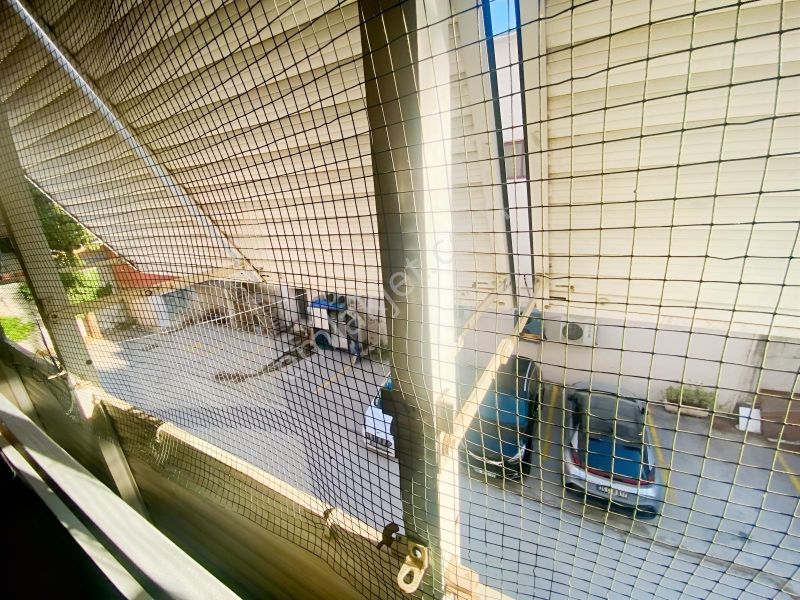 Emek Sitesinde Arakat Asansörlü Otoparklı Kapıcılı Kilerli Daire — fotoğraf 23