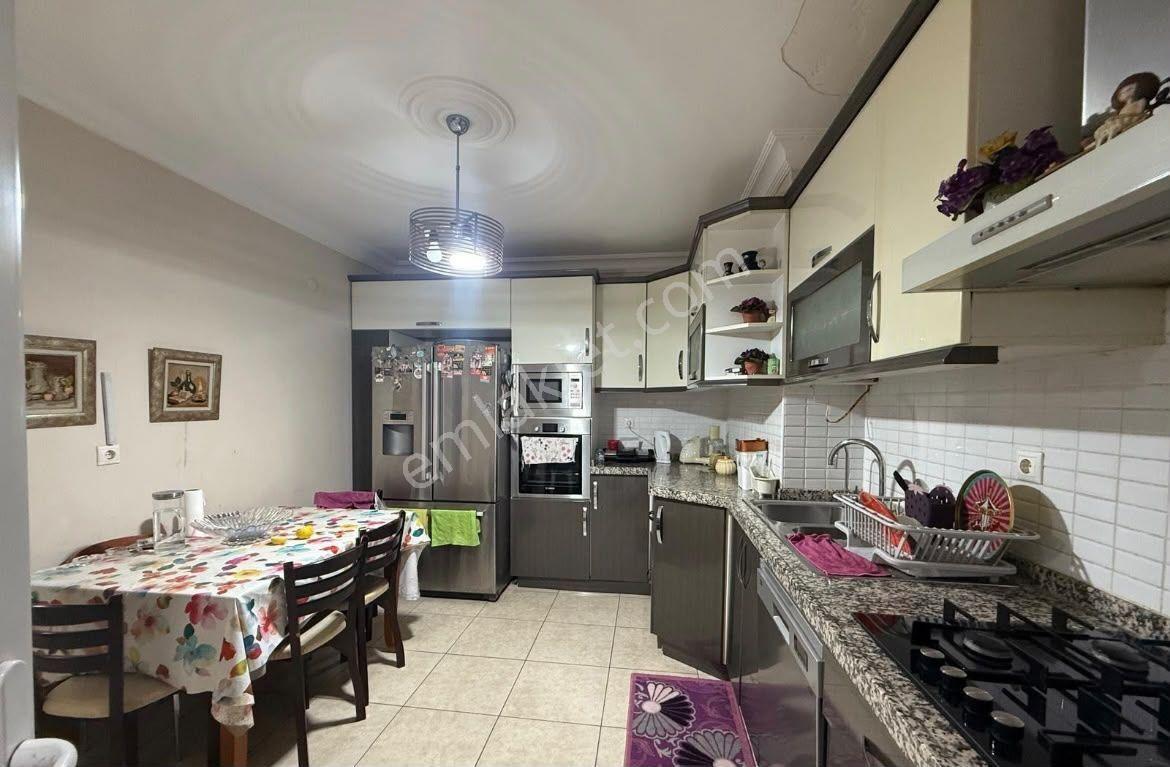 Fener Caddesi Üzerinde Geniş Ve Konforlu Satılık 4+1 Daire — fotoğraf 6