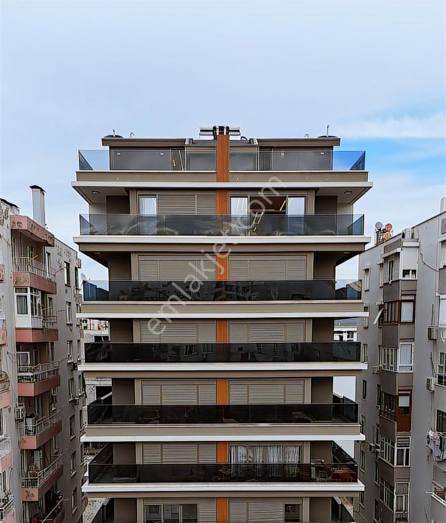 Işıklar Caddesi'Nde Deniz Manzaralı 4+1 Dubleks Akıllı Ev Sistem