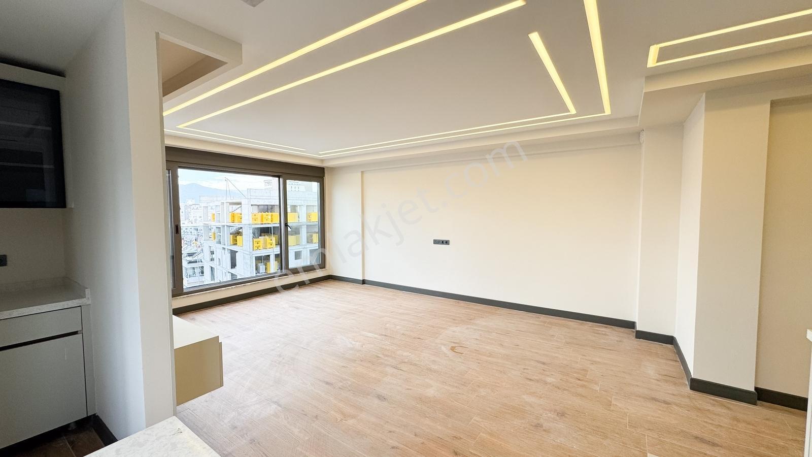 Işıklar Caddesi'nde Deniz Manzaralı 4+1 Dubleks Akıllı Ev Sistem — fotoğraf 6