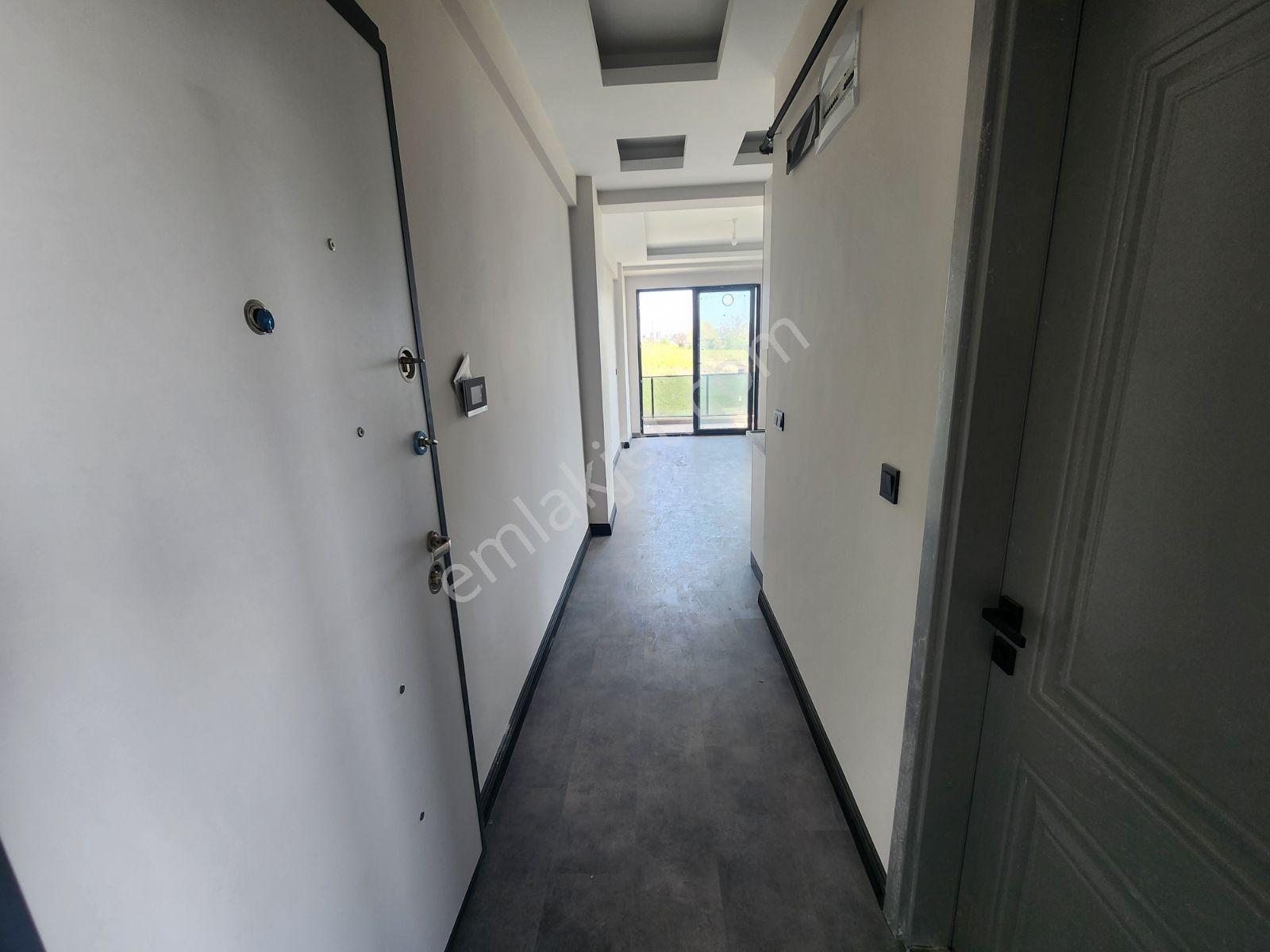 Hem Ofis Hem Yaşam Alanı! Prestijli Konumda 1+1 Daire — fotoğraf 9