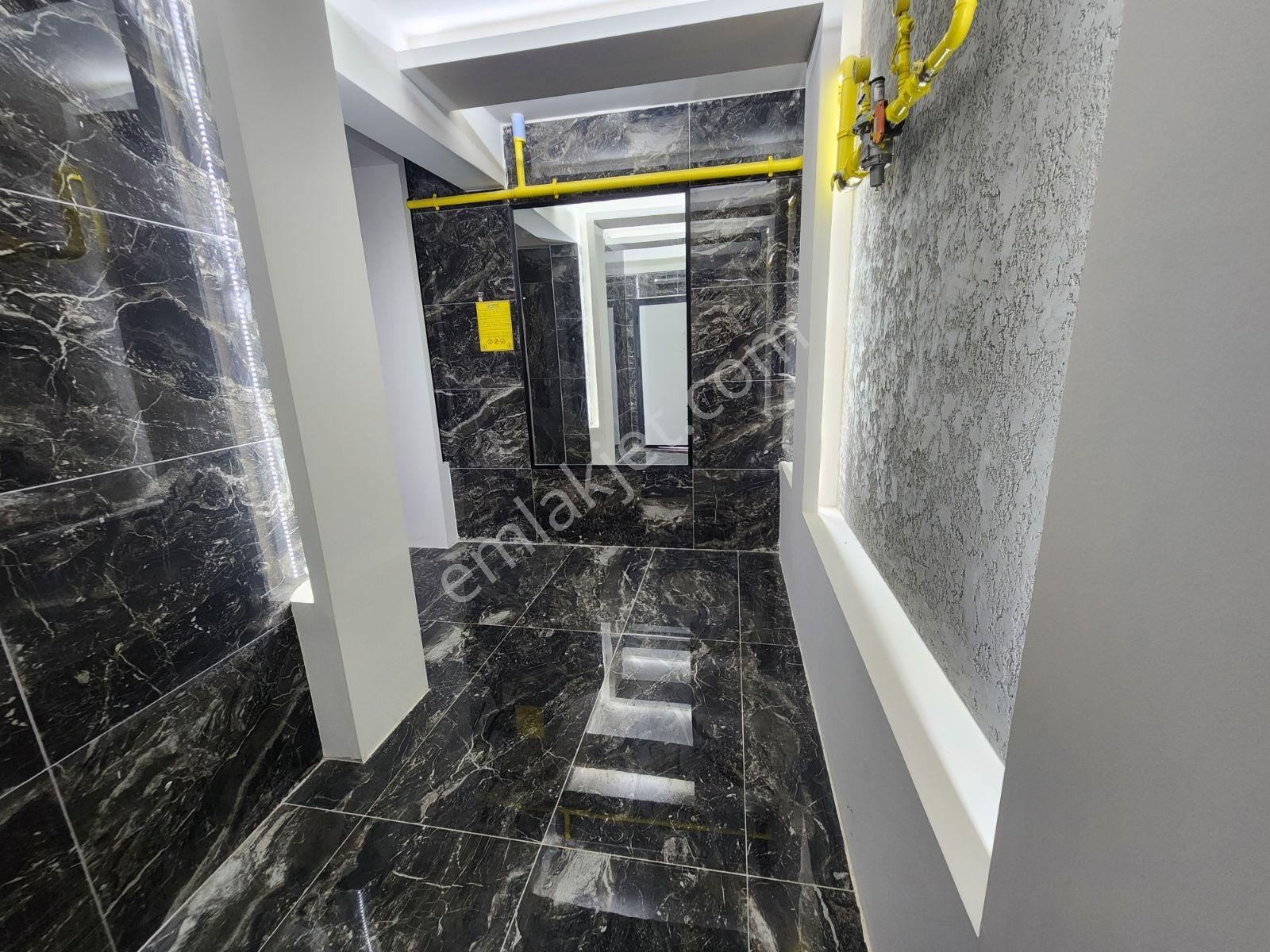 Hem Ofis Hem Yaşam Alanı! Prestijli Konumda 1+1 Daire — fotoğraf 12