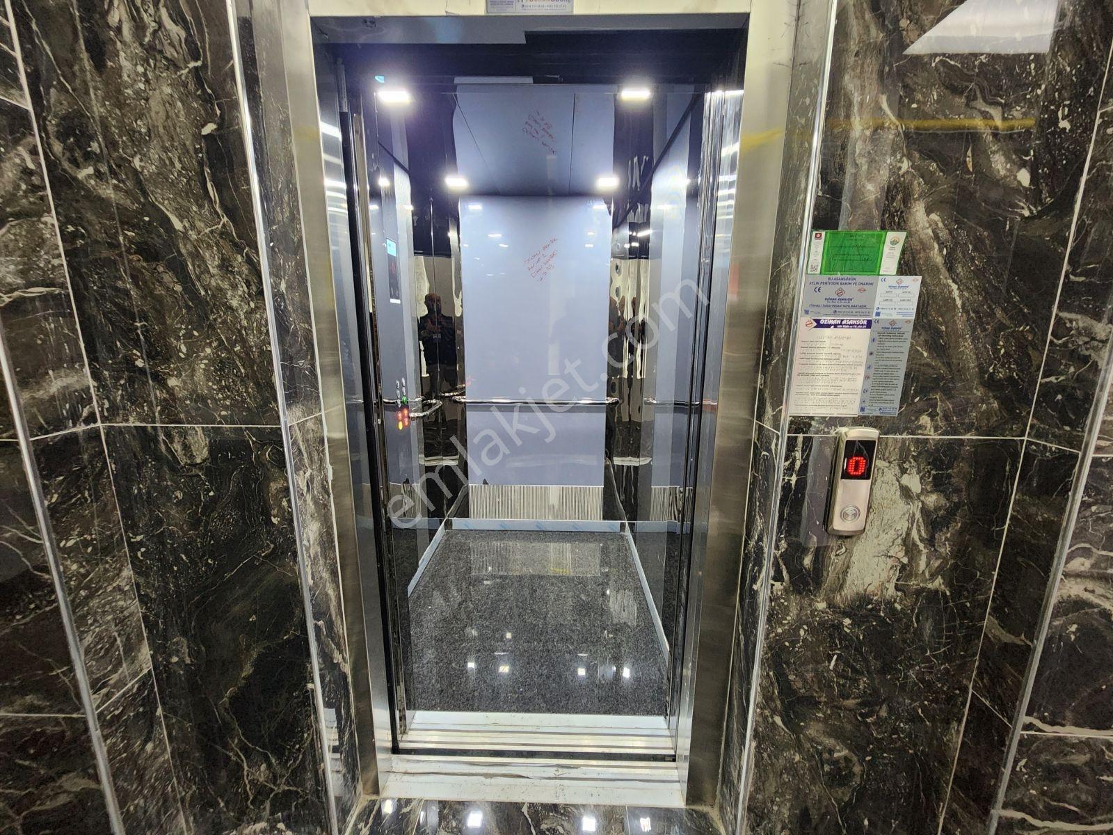 Hem Ofis Hem Yaşam Alanı! Prestijli Konumda 1+1 Daire — fotoğraf 16