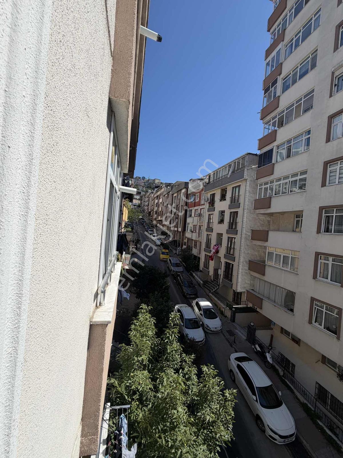 Zümrütevler ' De Satılık Geniş 3+1 Daire — fotoğraf 13