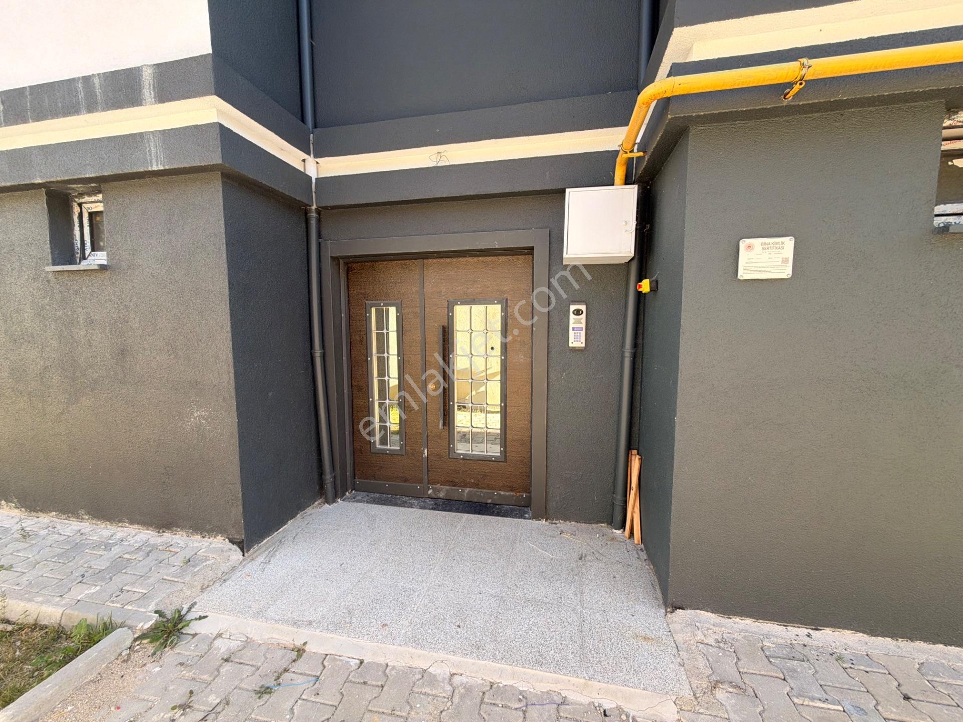 Wisrem Safranboludan Bağlarbaşında İskanlı Satılık 4+1 Daire — fotoğraf 14