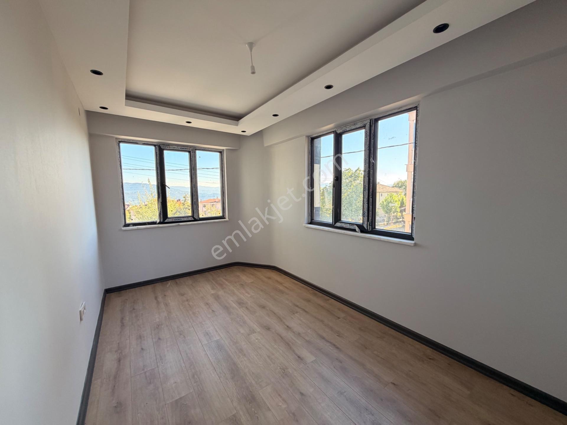 Wisrem Safranboludan Bağlarbaşında İskanlı Satılık 4+1 Daire — fotoğraf 23