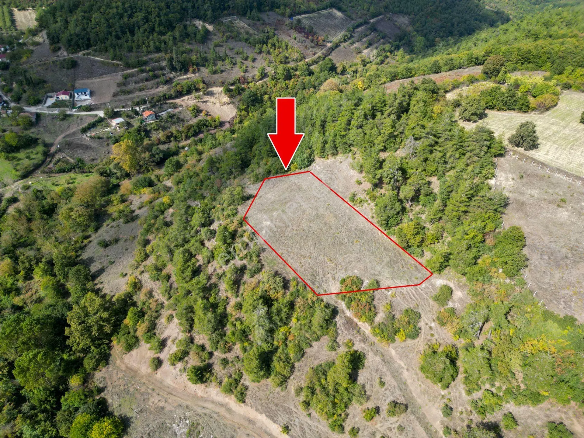 Uzmanlar'Dan Karamürsel Çamdibi Satılık 2756 M2 %5 İmarlı Tarla