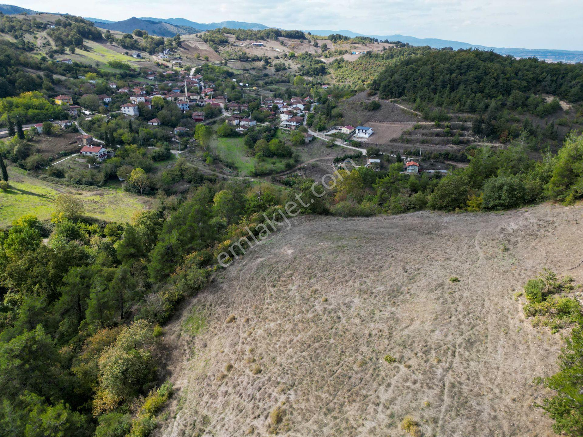 Uzmanlar'dan Karamürsel Çamdibi Satılık 2756 M2 %5 İmarlı Tarla — fotoğraf 8