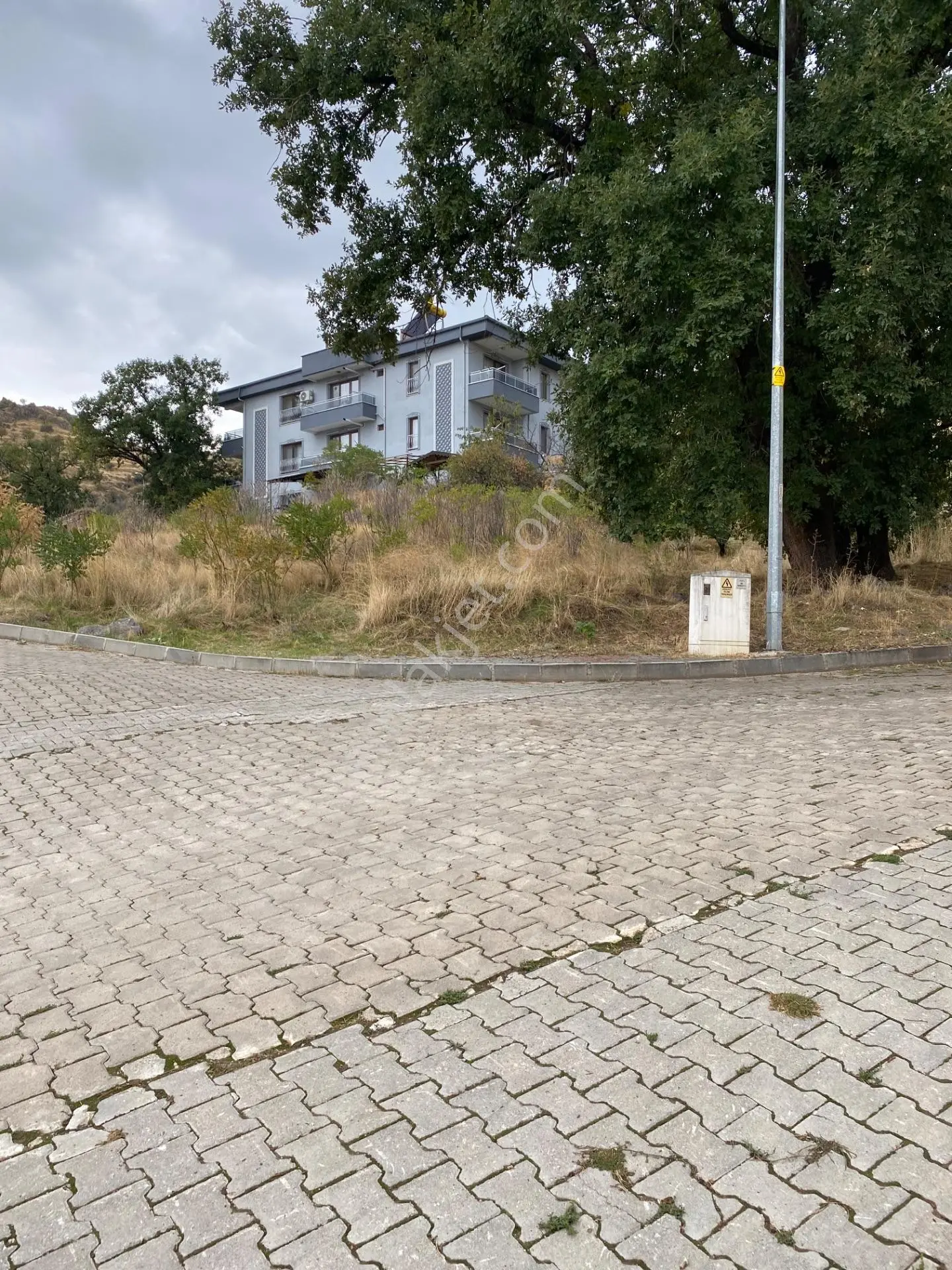 Uydukent Emlaktan Satılık 544m2 Arsa Hamidiye Mah. — fotoğraf 4